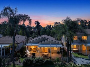 30910 Crystalaire Photo